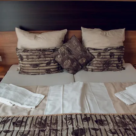 Pizzeria Da Beni Hotel