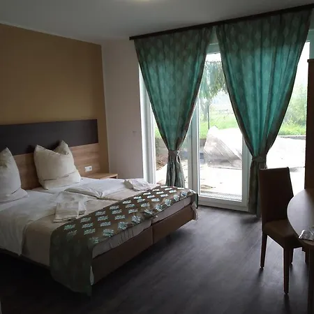 Pizzeria Da Beni Hotell Kochersteinsfeld