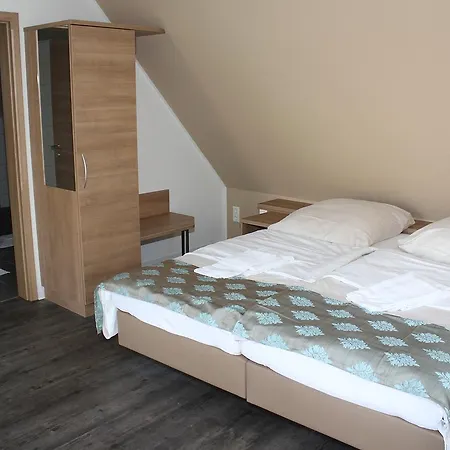 Hotel Pizzeria Da Beni Kochersteinsfeld