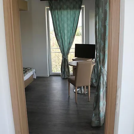 Pizzeria Da Beni Hotel Kochersteinsfeld